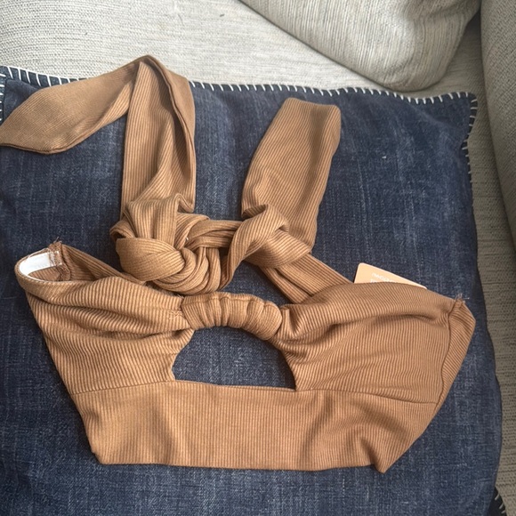 Thatssofetch Scotch & Soda Brown Crop Top with Sophisticated Style - Picture 1 of 3
